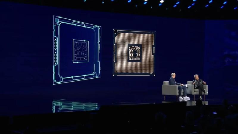 دو مدیر اجرایی روی صحنه در نمایشگاه CES 1404 در حال گفتگو هستند. تسریع طراحی تراشه با GPU.