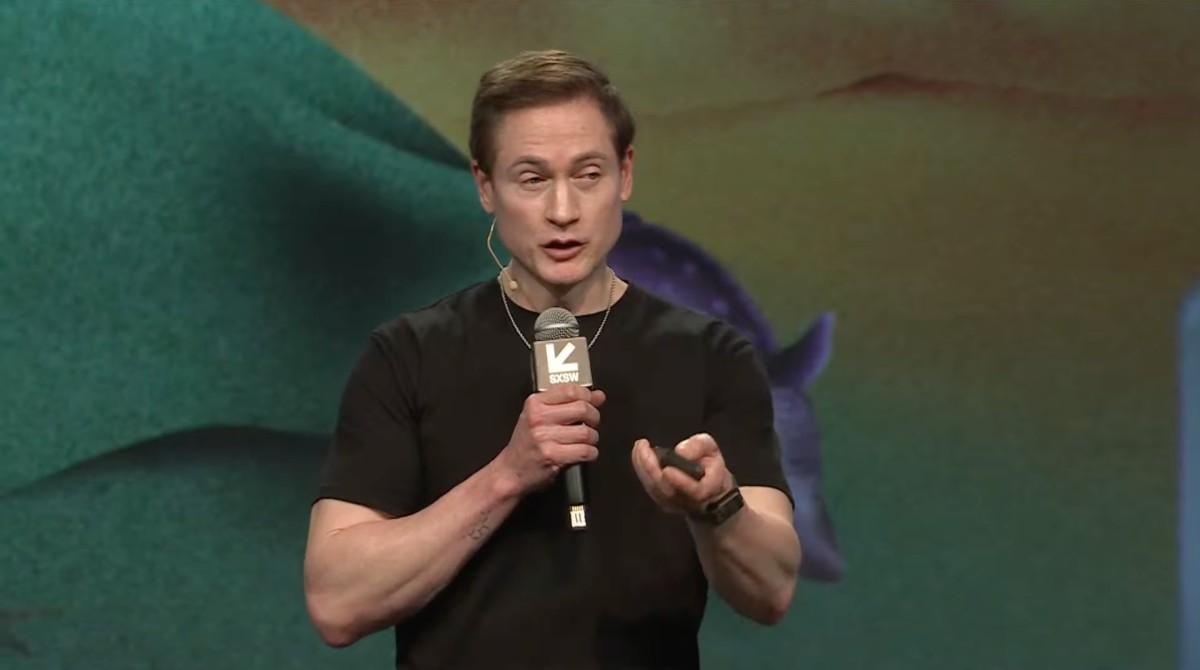 با پرداخت یک میلیون دلار در برنامه طول عمر گران برایان جانسون شرکت کنید