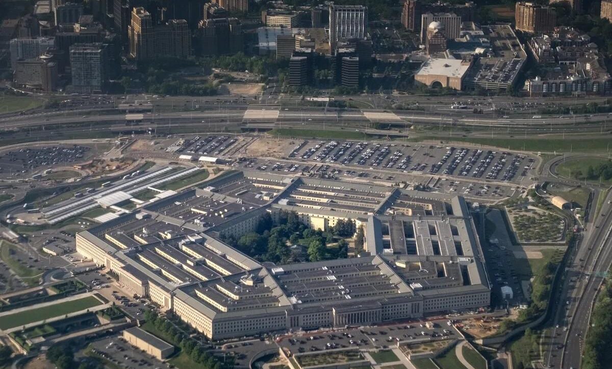 جنجال آنتروپیک و پنتاگون بر سر استفاده نظامی از هوش مصنوعی