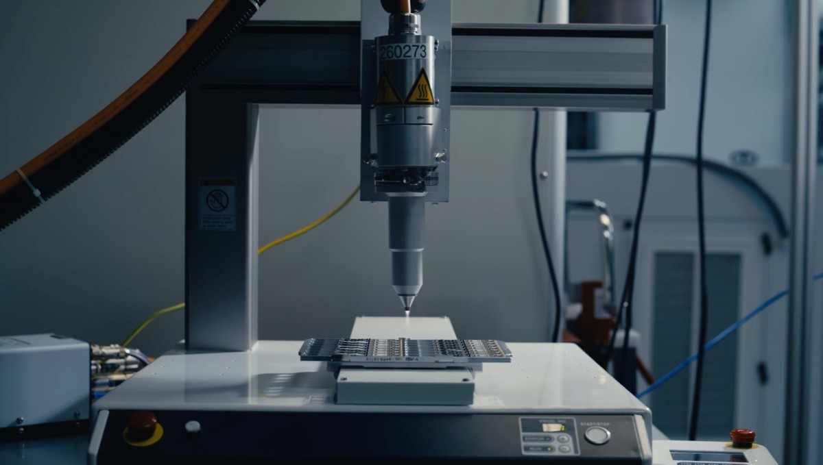 جذب سرمایه 50 میلیون دلاری توسط مهندسان سابق اسپیس اکس برای ارتباطات مراکز داده هوش مصنوعی