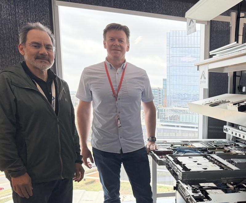 رقابت ترینیوم با انویدیا: رهبران آزمایشگاه تراشه AWS، مارک کارول و کریستوفر کینگ