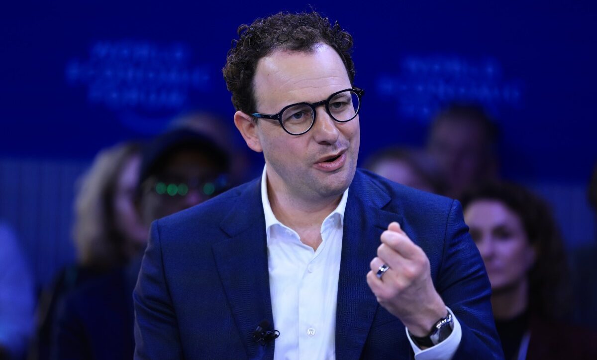 خرید 400 میلیون دلاری Coefficient Bio برای توسعه هوش مصنوعی در پزشکی